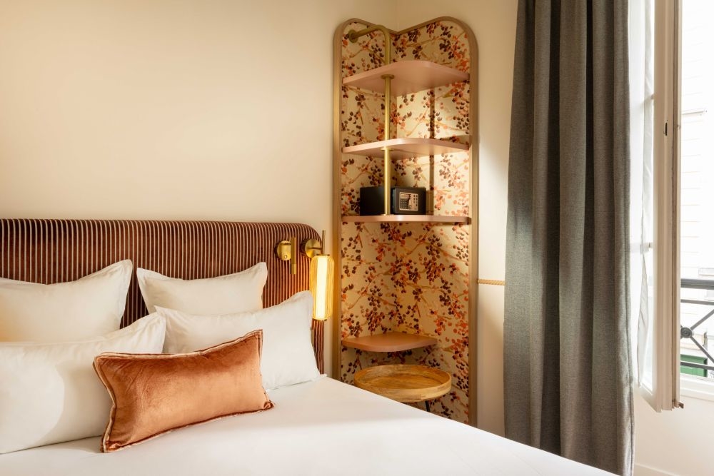 chambre classique hotel be Onrii Paris 9 cit&eacute; bergere