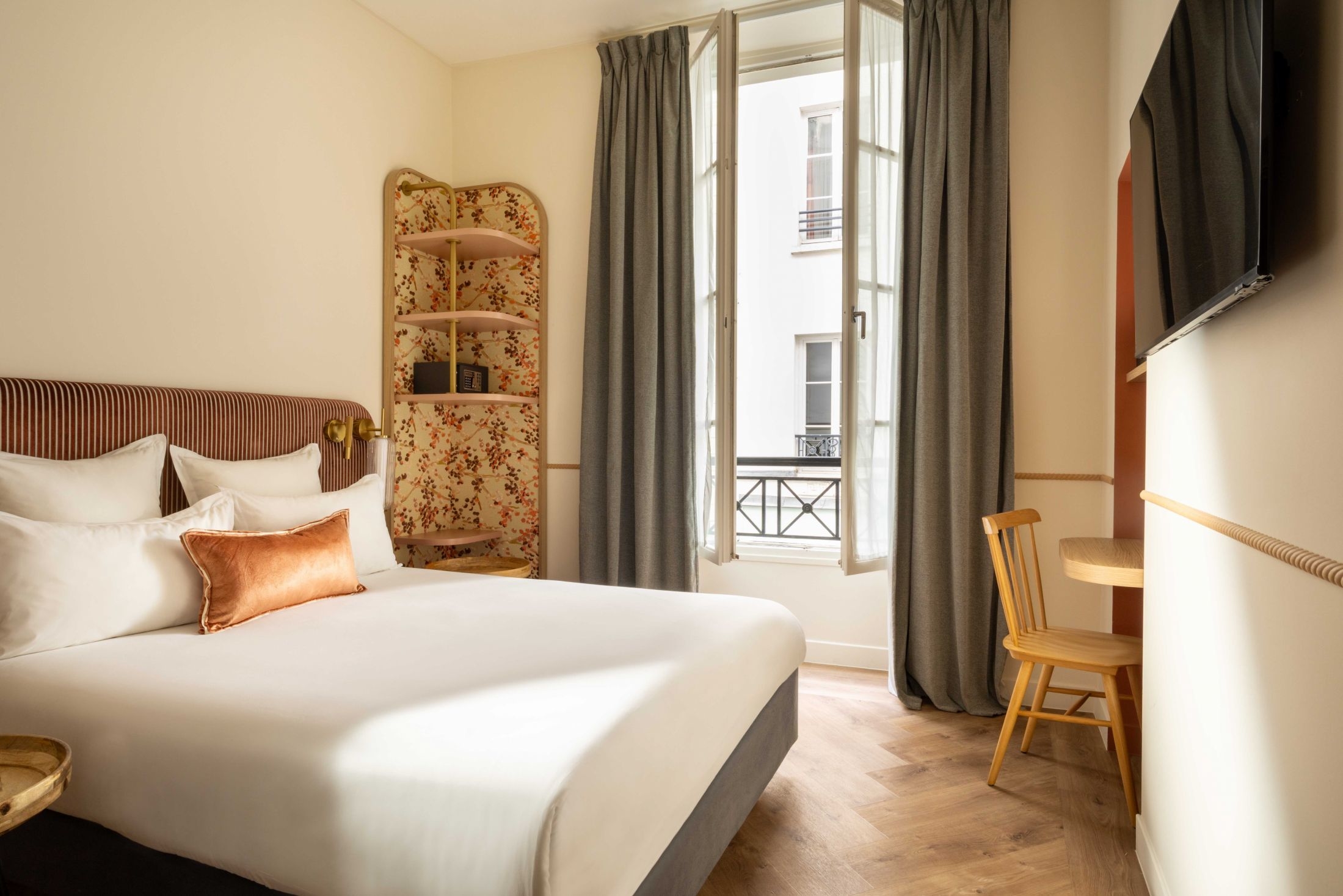 chambre classique hotel be Onrii Paris 9 cité bergere